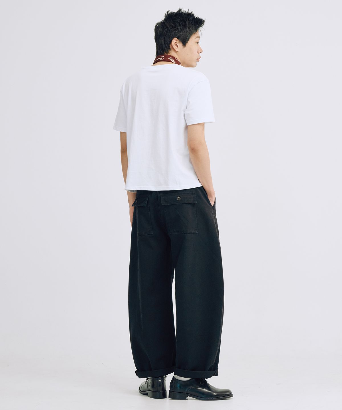 테이크이지(TAKEASY) 퍼티그 배럴 코튼팬츠 (블랙)
