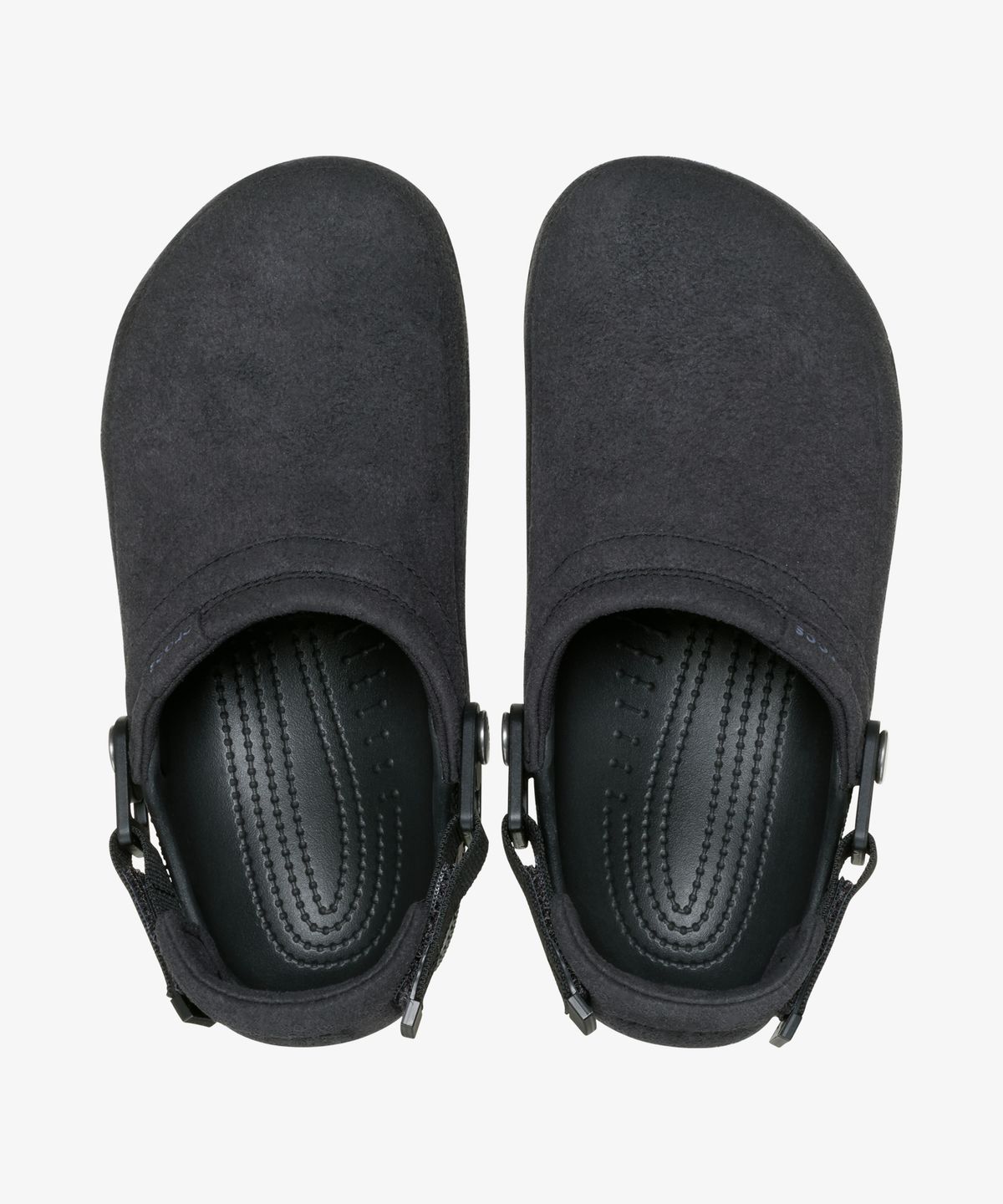 크록스(CROCS) 클래식 크래프티드 비건 스웨이드 클로그 - 블랙 / 211930-001