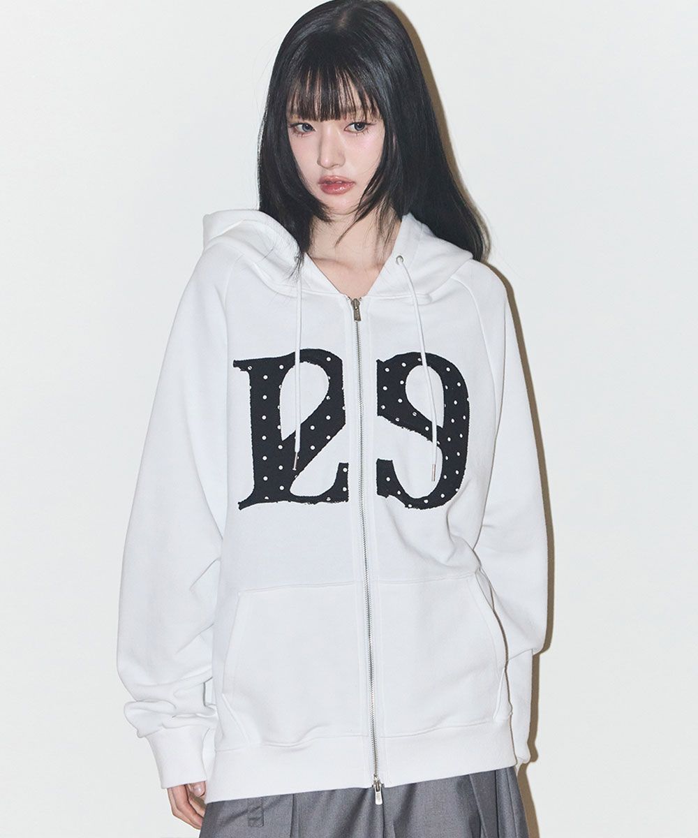 MUSINSA | ILLIGO 129 Logo Patch Hoodie Zip-Up White Dot
