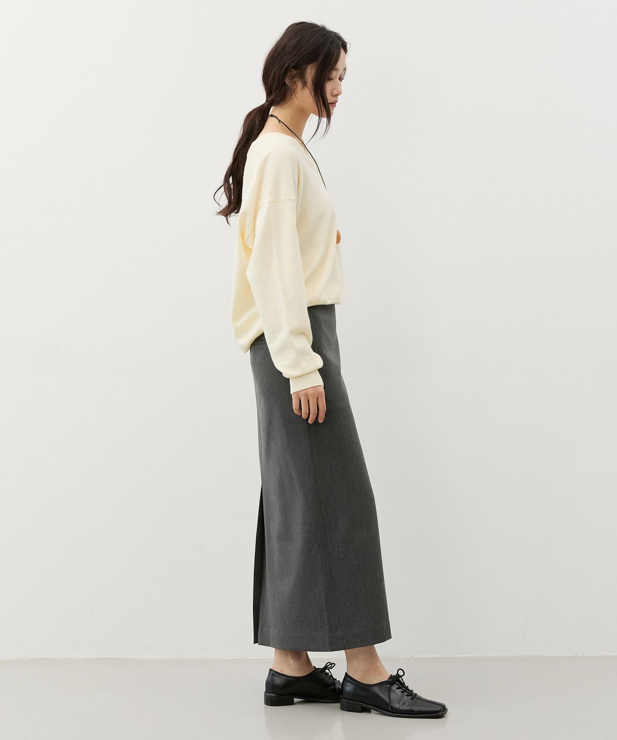 시티브리즈(CITYBREEZE) 캐시 벨라인 롱 스커트_CHARCOAL
