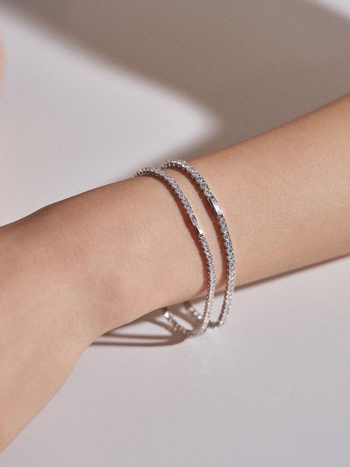 도로시(DOROCY) 14k 모이사나이트 테니스 팔찌 (2mm/2.5mm)