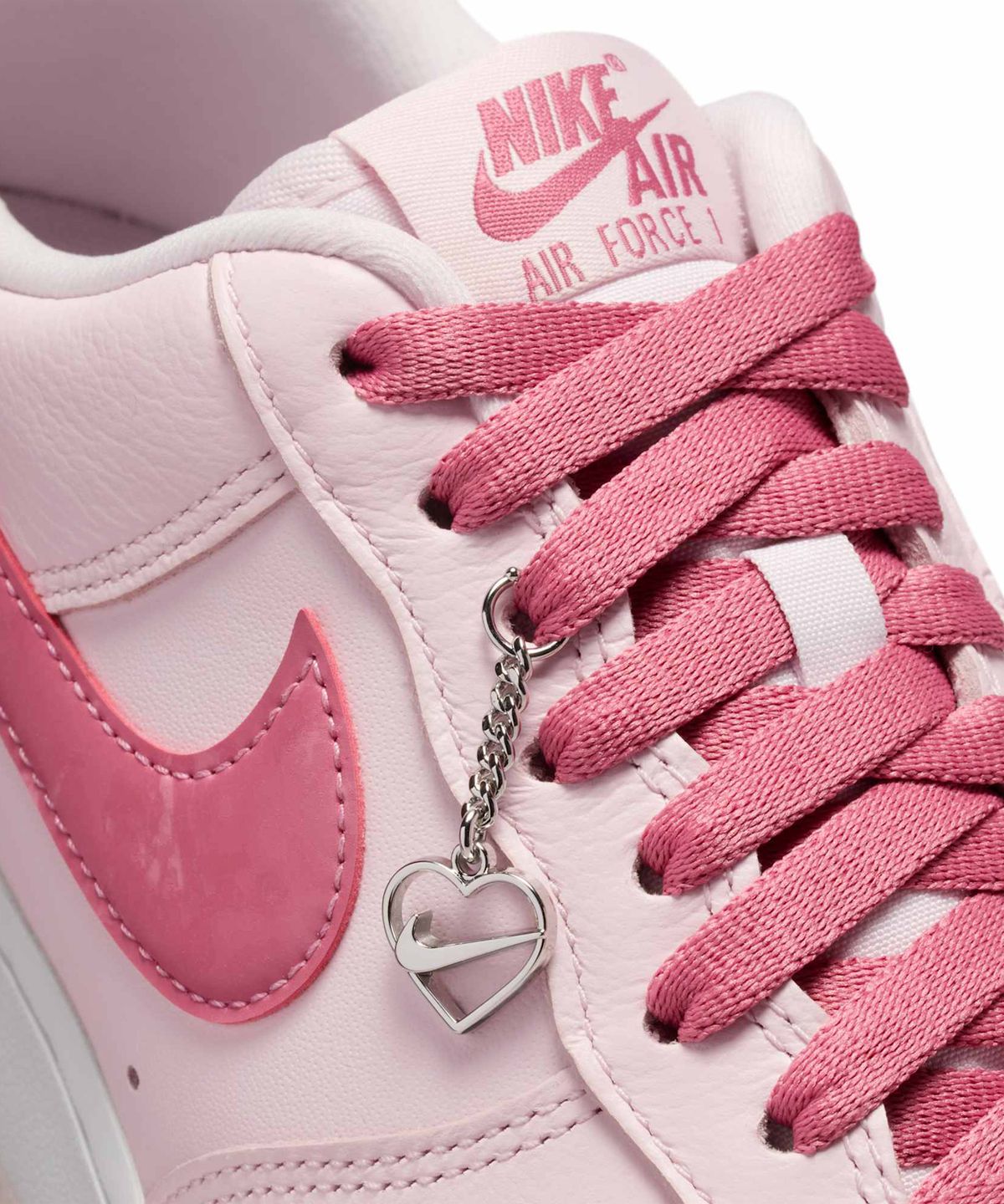 나이키(NIKE) 에어 포스 1 07 밸런타인 데이 W - 펄 핑크:화이트:피어니 / IO8755-600
