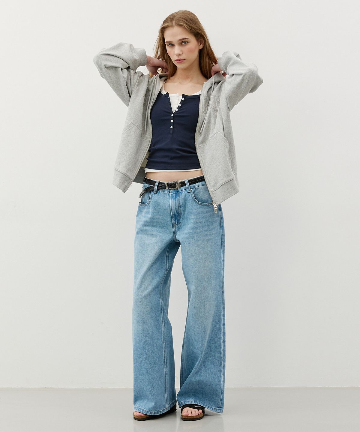 시티브리즈(CITYBREEZE) 아플리케 패치 후드 집업_MELANGE GREY
