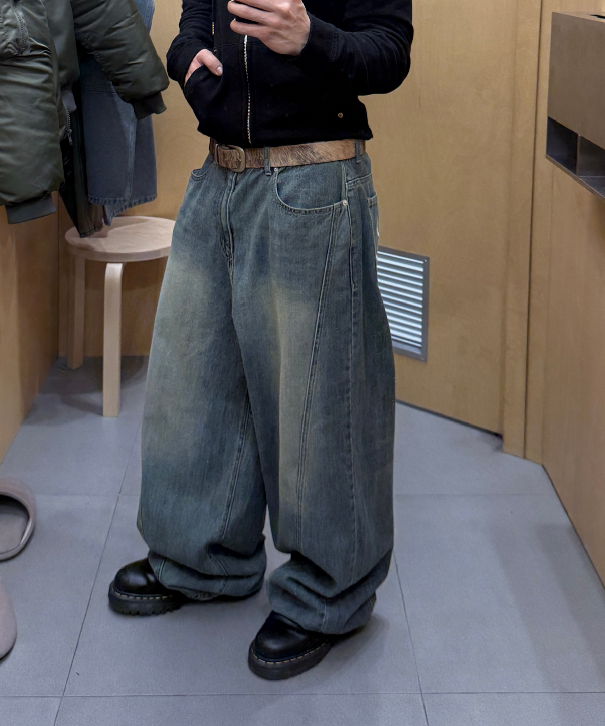 본엑스(BORNX) Washed Incision Denim Pants