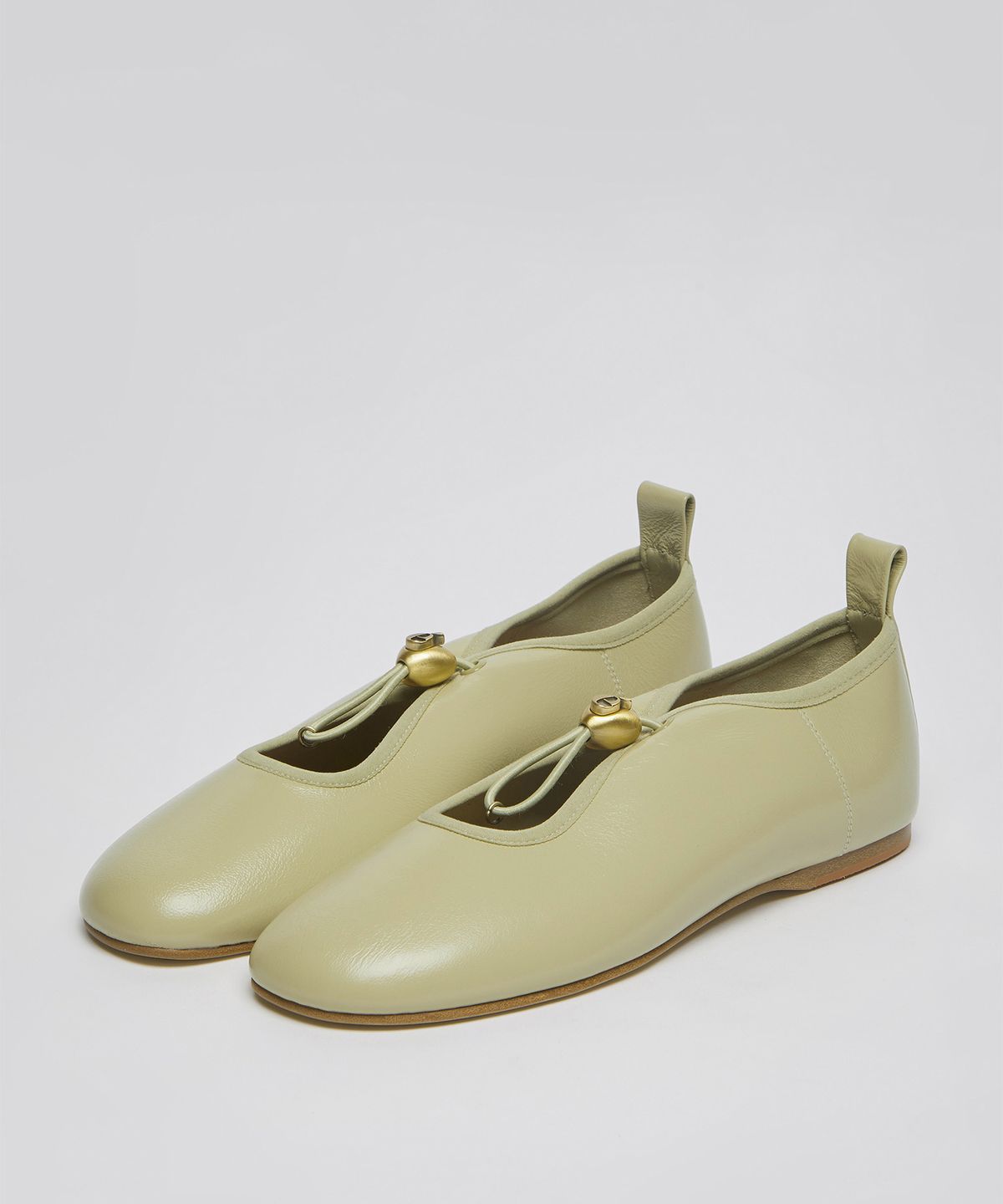 아카이브앱크(ARCHIVEPKE) Luv string flat(Glossy olive beige)_OK1DX26002GOB