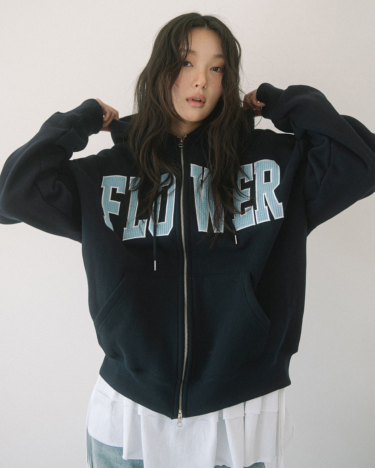 해비즘(HAVISM) CORDUROY FLOWER ZIP UP HOOD(NAVY)