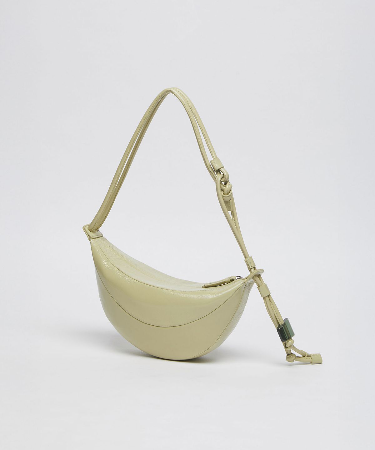 아카이브앱크(ARCHIVEPKE) Small fling bag(Glossy olive beige)_OVBAX26001GOB