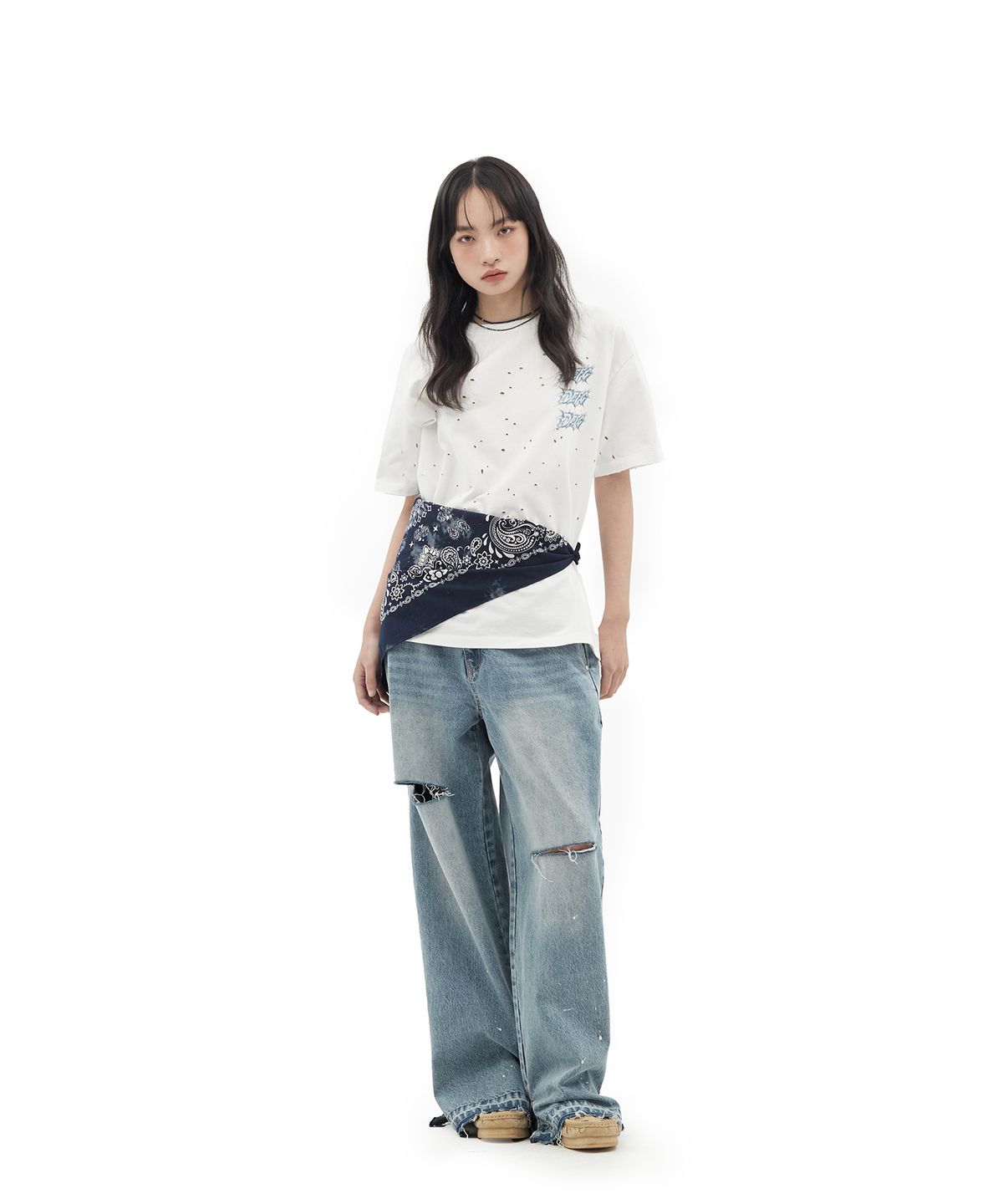 데프가먼츠(DEFGARMENTS) ICY LOGO DAMAGED T-SHIRTS [WHITE]