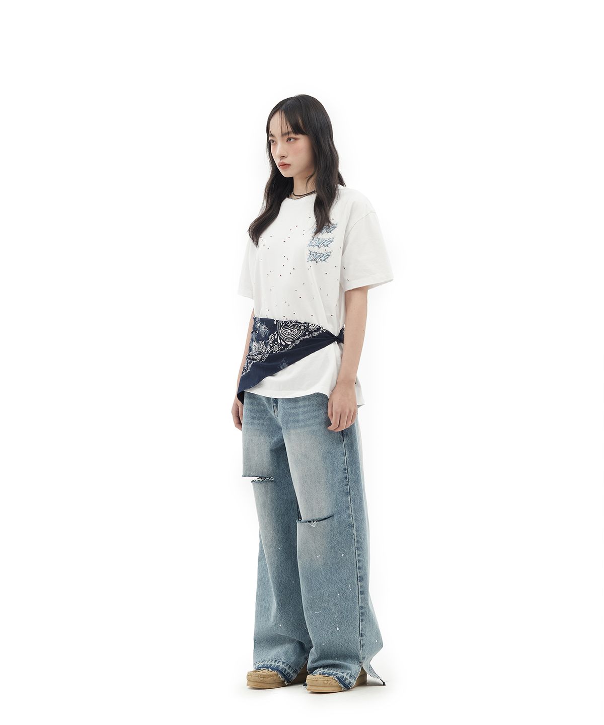 데프가먼츠(DEFGARMENTS) ICY LOGO DAMAGED T-SHIRTS [WHITE]