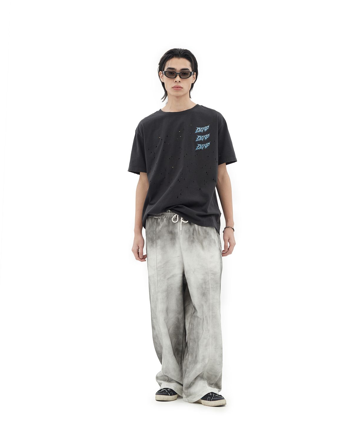 데프가먼츠(DEFGARMENTS) ICY LOGO DAMAGED T-SHIRTS [CHARCOAL]