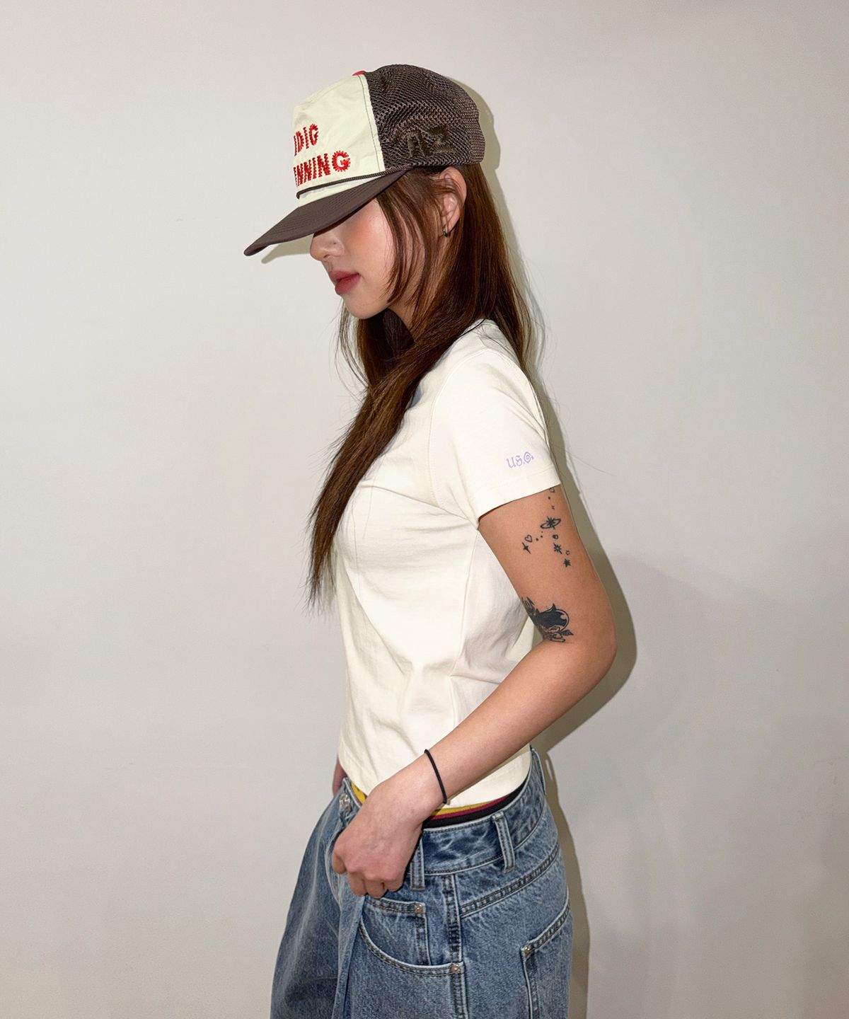 데프가먼츠(DEFGARMENTS) (DEFG X US) SLEEVE LOGO T-SHIRTS [3COLOR]