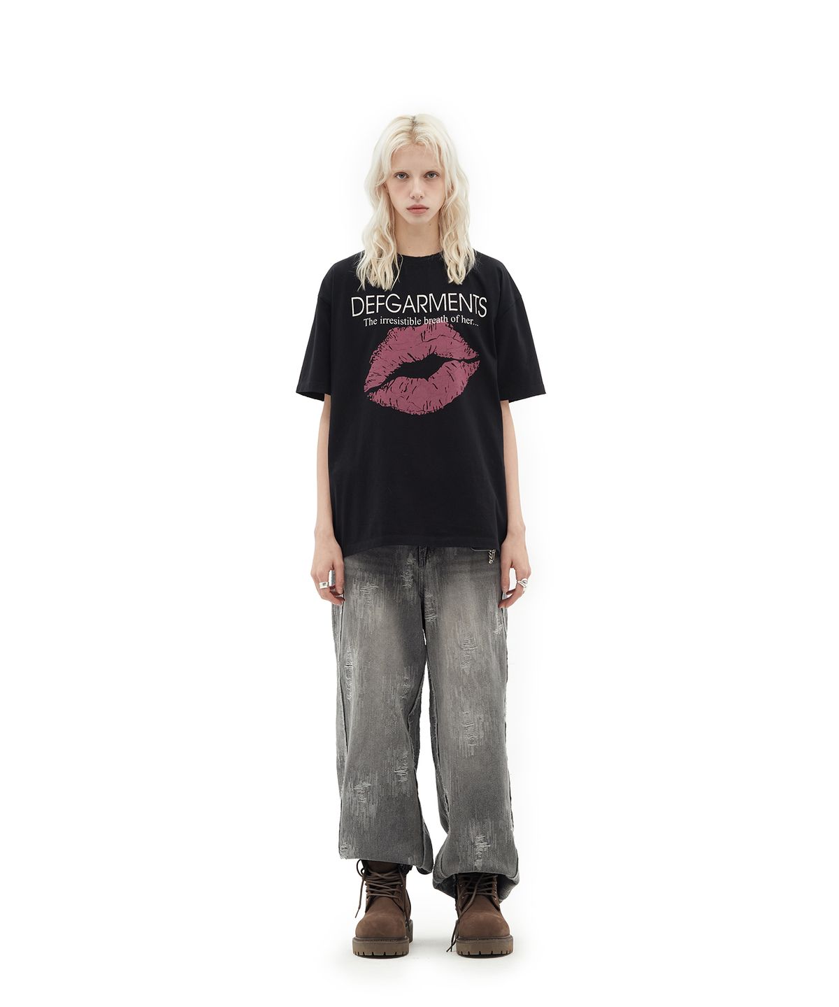 데프가먼츠(DEFGARMENTS) BIG LIP T-SHIRTS [BLACK]