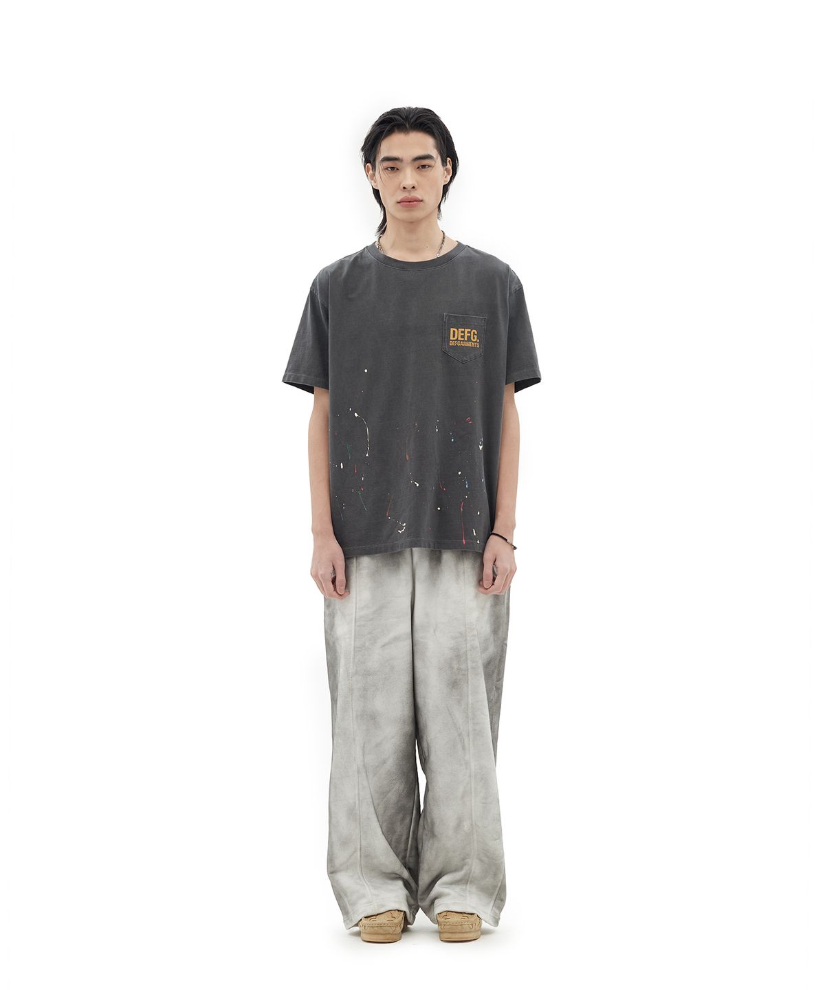 데프가먼츠(DEFGARMENTS) LOGO POCKET T-SHIRTS [CHARCOAL]