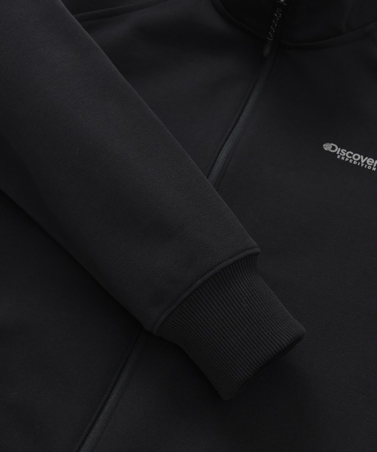 디스커버리 익스페디션(DISCOVERY EXPEDITION) 여성 에센셜 니트 트레이닝 하이넥 자켓 (BLACK)