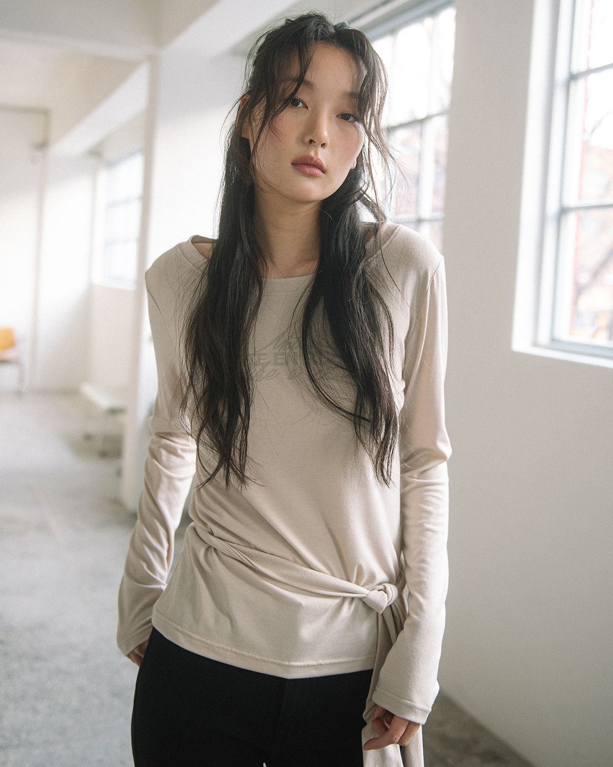 해비즘(HAVISM) LVER BOAT NECK L/S TEE(BEIGE)