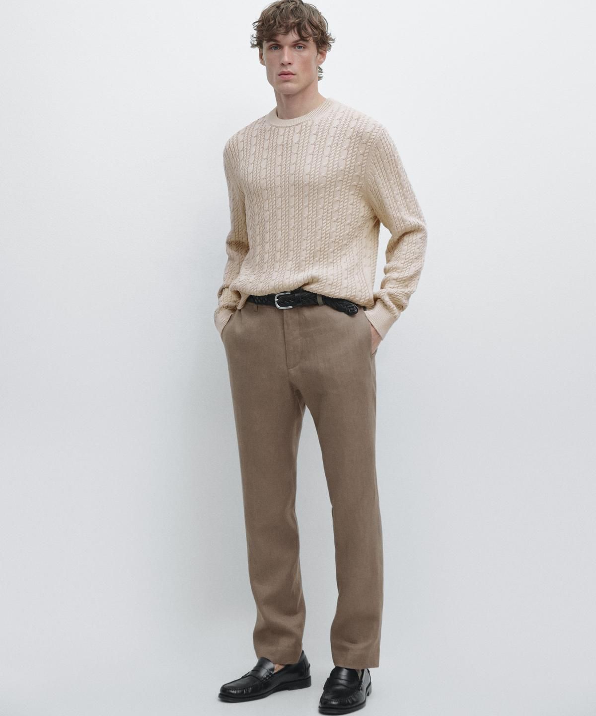 마시모두띠(MASSIMO DUTTI) 테이퍼드핏 린넨 팬츠