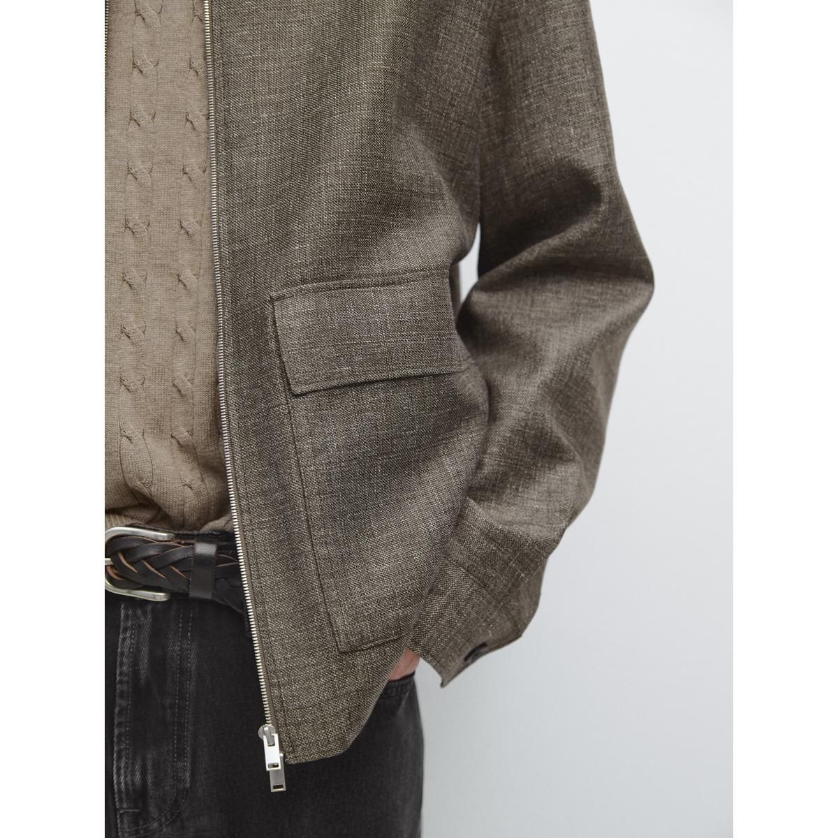 마시모두띠(MASSIMO DUTTI) 포켓 디테일 쇼트 재킷
