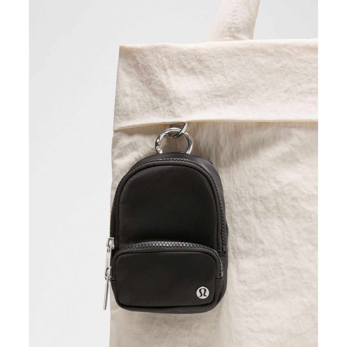 룰루레몬(LULULEMON) 에브리웨어 백팩 나노  BLK SLVR