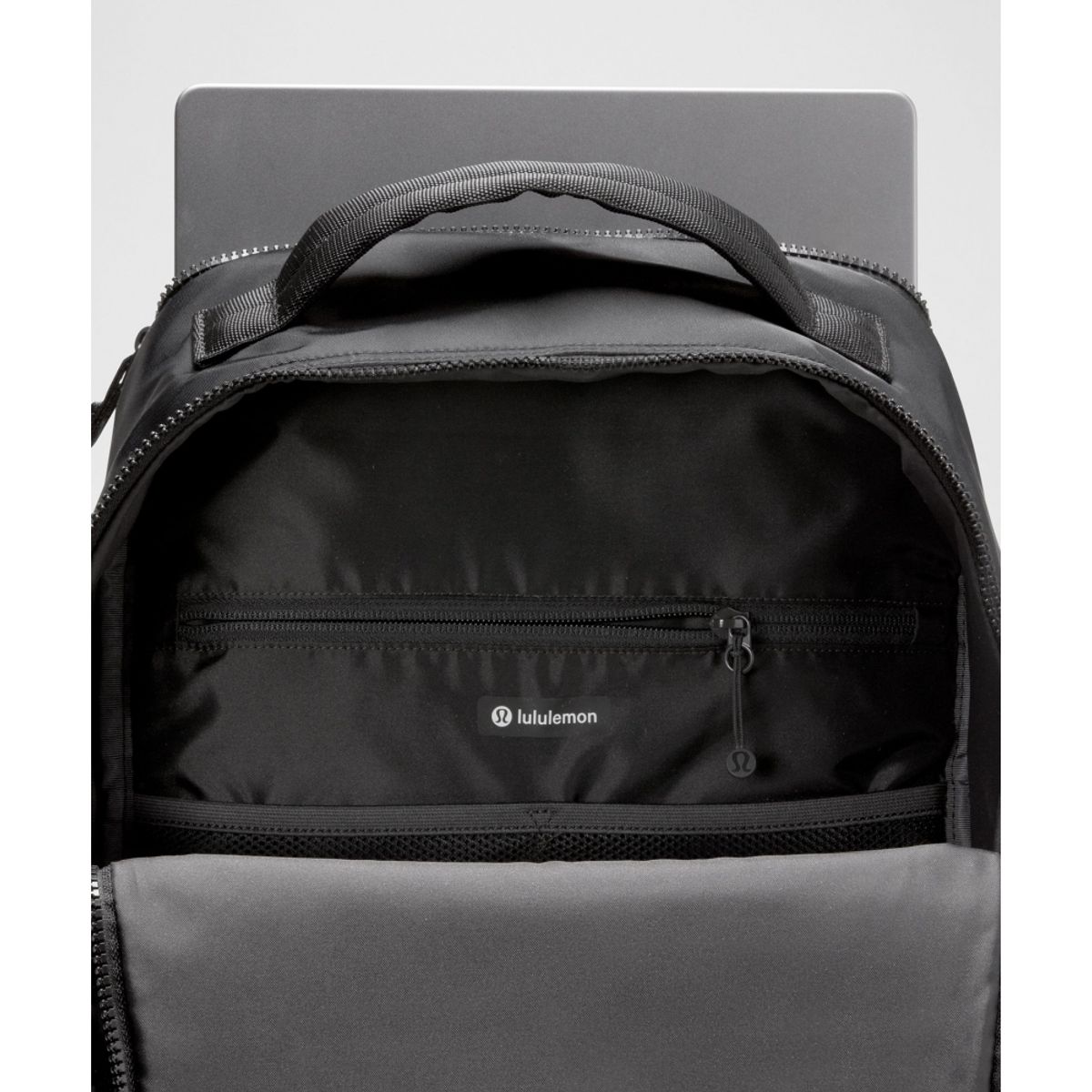 룰루레몬(LULULEMON) 뉴 크루 백팩 22L *업데이트  BLK GGRE