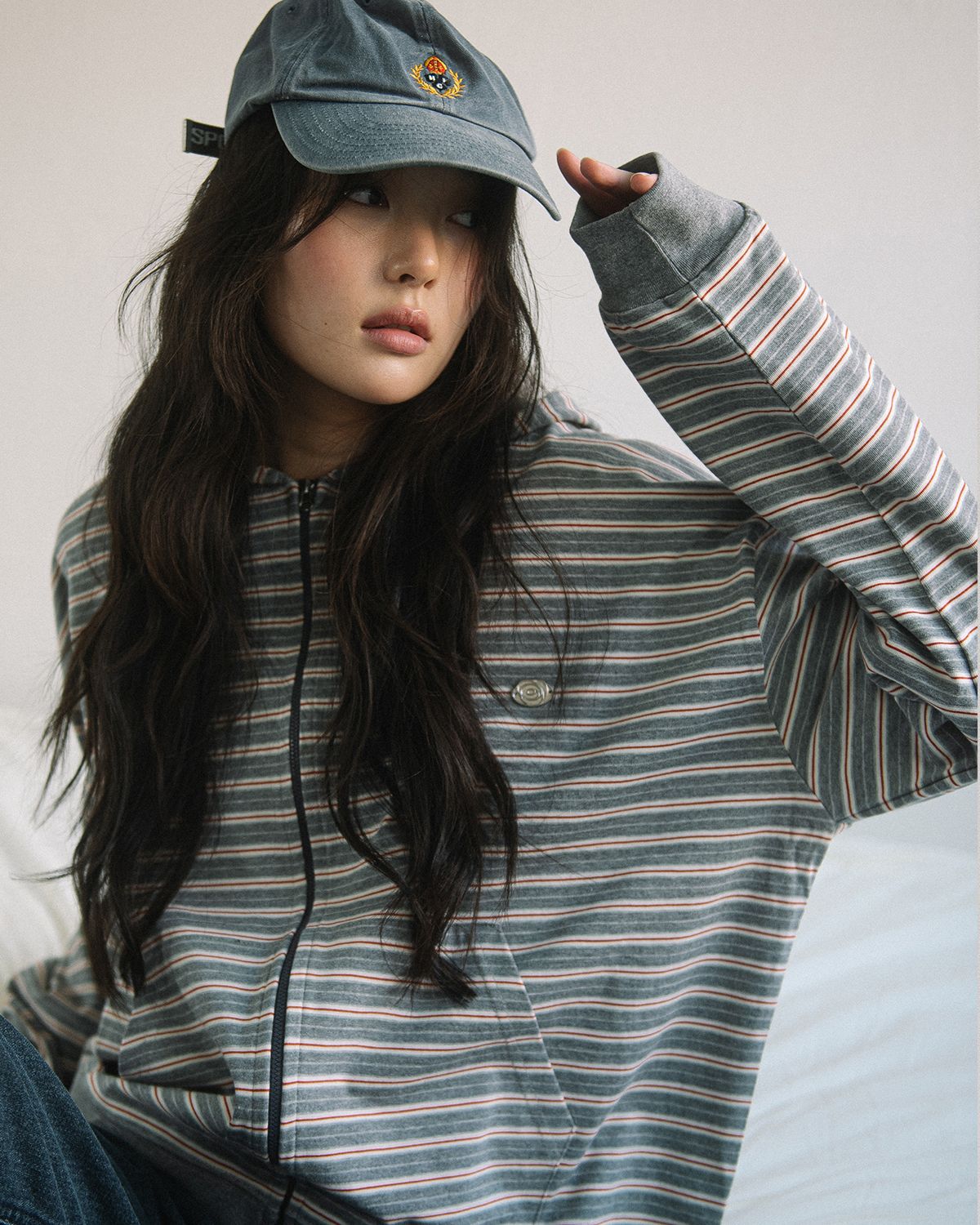 해비즘(HAVISM) WP STRIPE THIN ZIP UP HOOD(GREY)