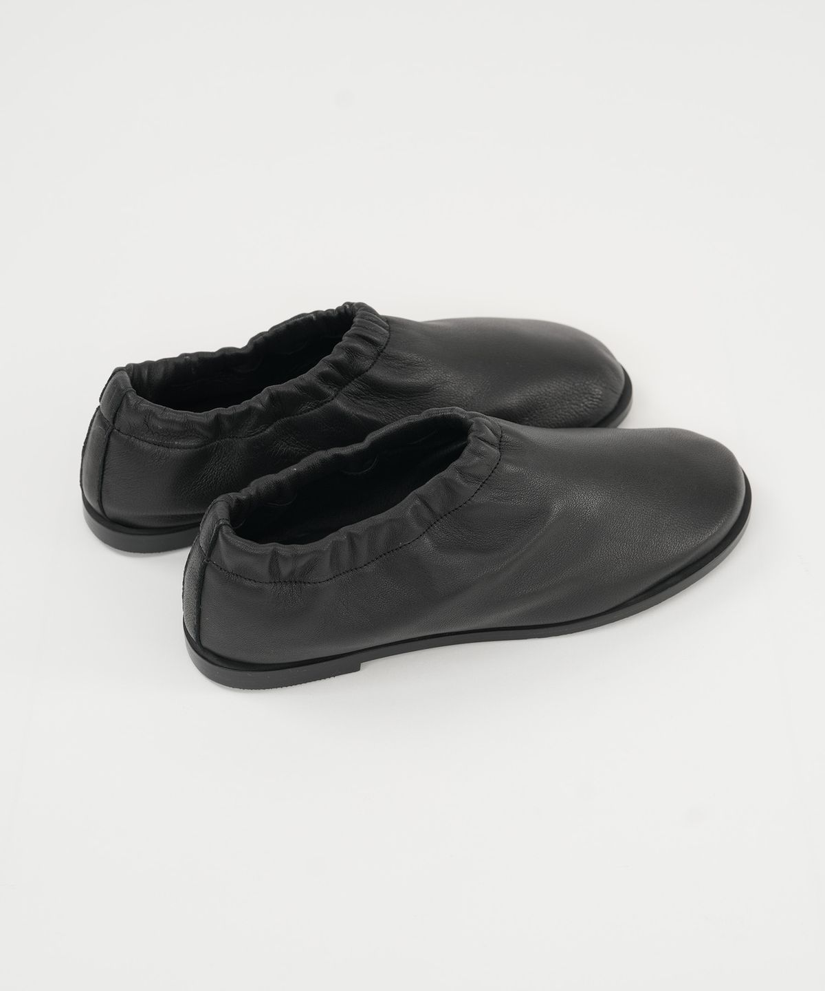 플라디코(PLAADICO) Nomadism SoftHug Flat, Ink Black