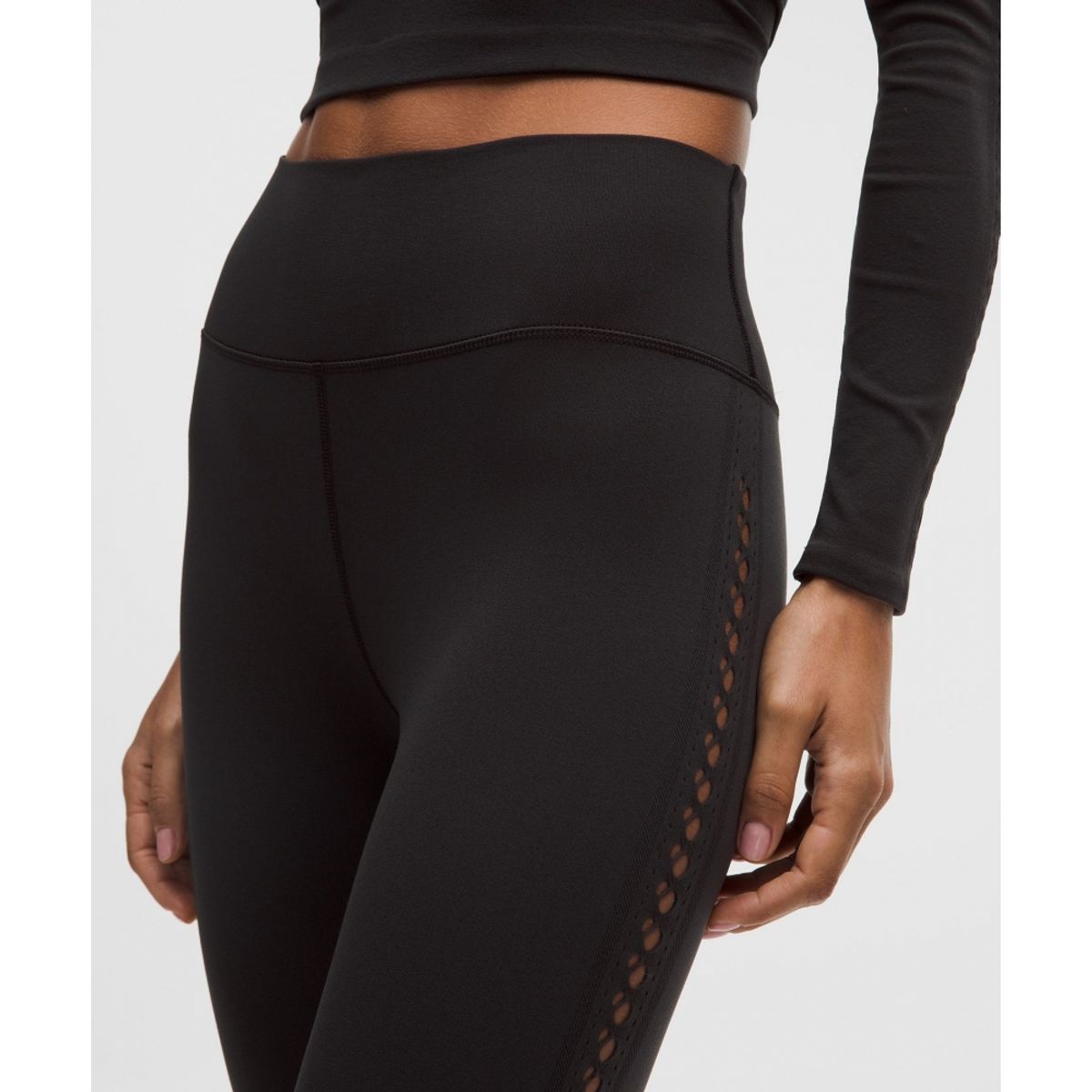 룰루레몬(LULULEMON) 리빌니트 아일릿 하이라이즈 타이츠 *7 8 렝스  BLK