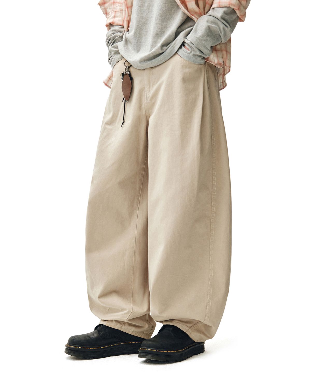 데케트(DECET) Barrel Wide Leg Pants DCPT071Beige