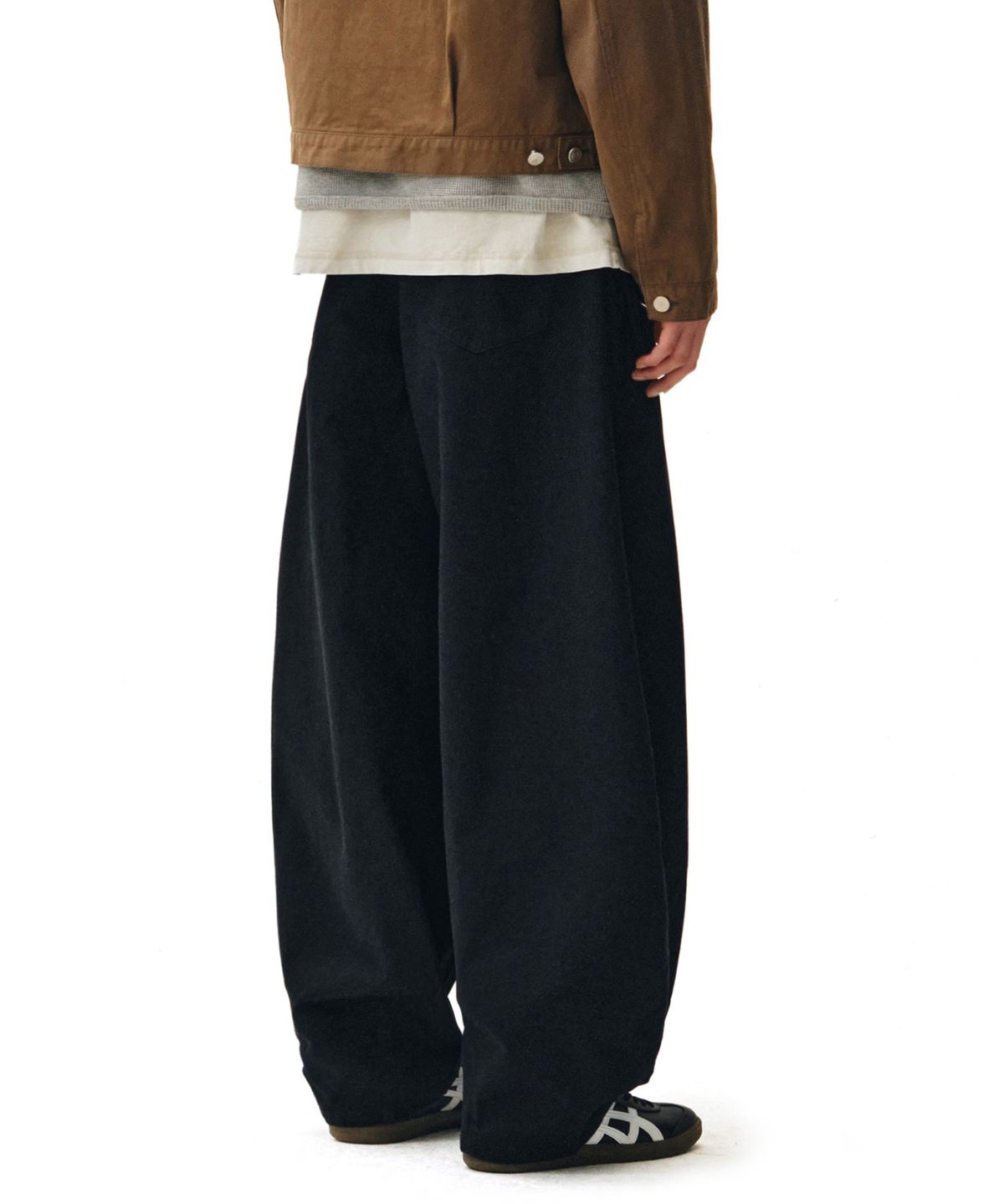 데케트(DECET) Barrel Wide Leg Pants DCPT071Black