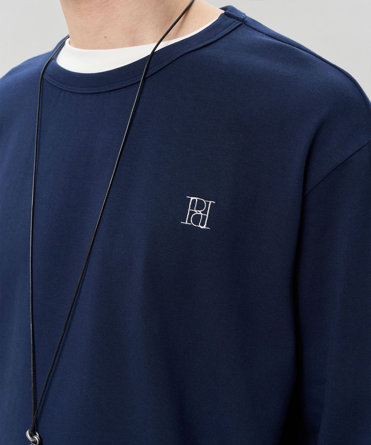 리이 맨(RERHEE MEN) LOGO EMBROIDERED JERSEY TOP MIDNIGHT NAVY