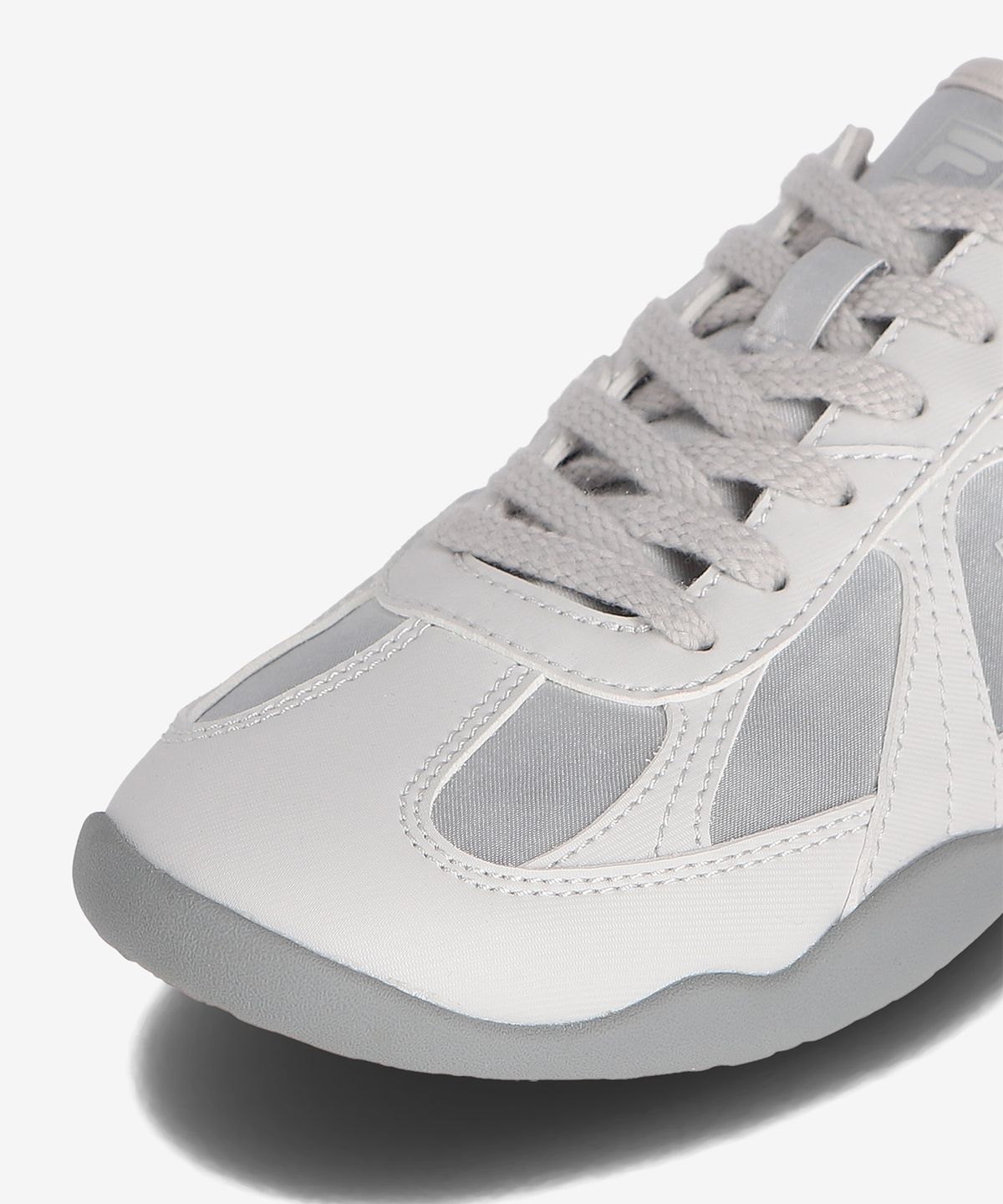 휠라(FILA) 글리오 실버문(FS261OD03X032031)