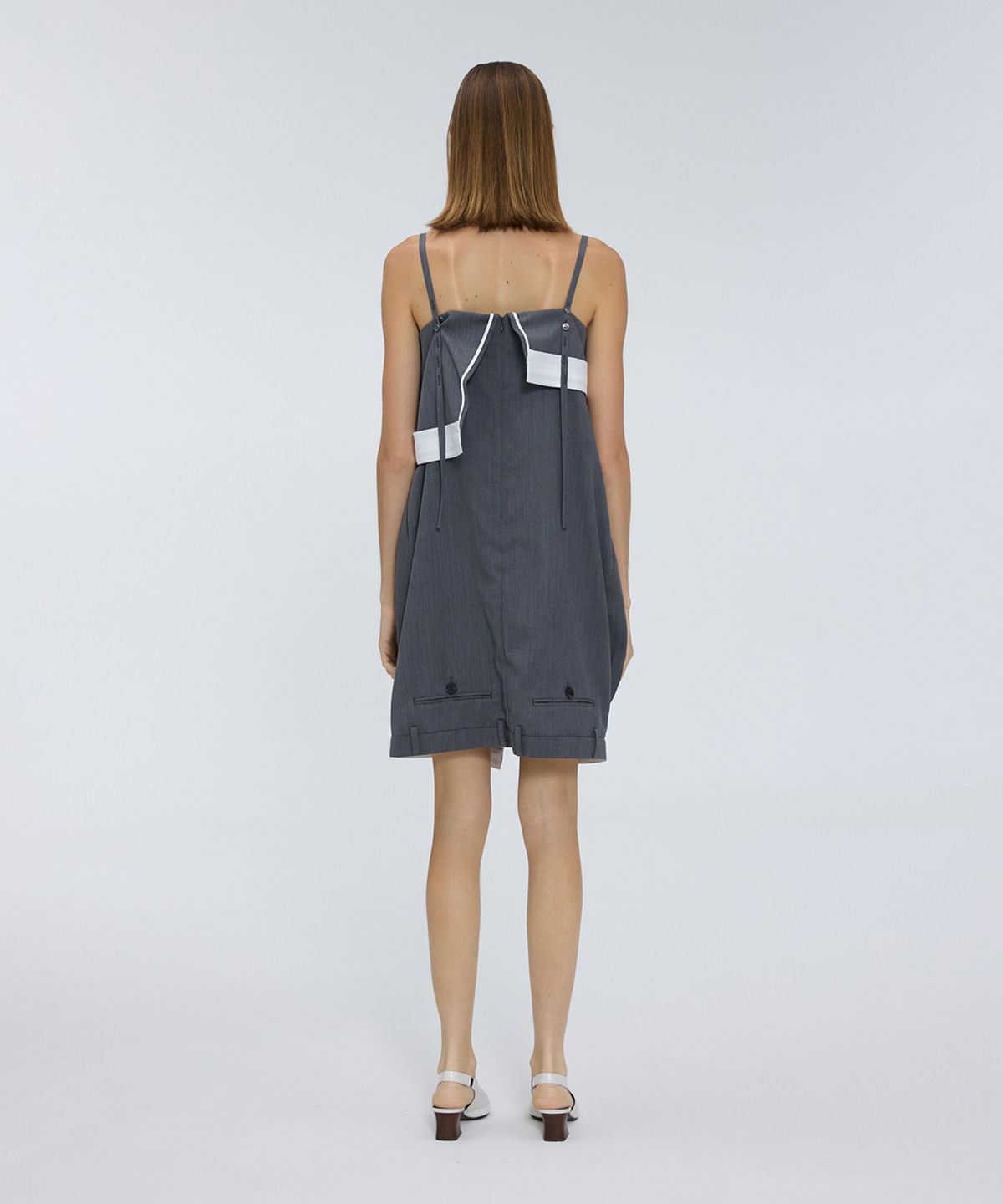 므아므(MMAM) Diagonal reverse fly detail dress