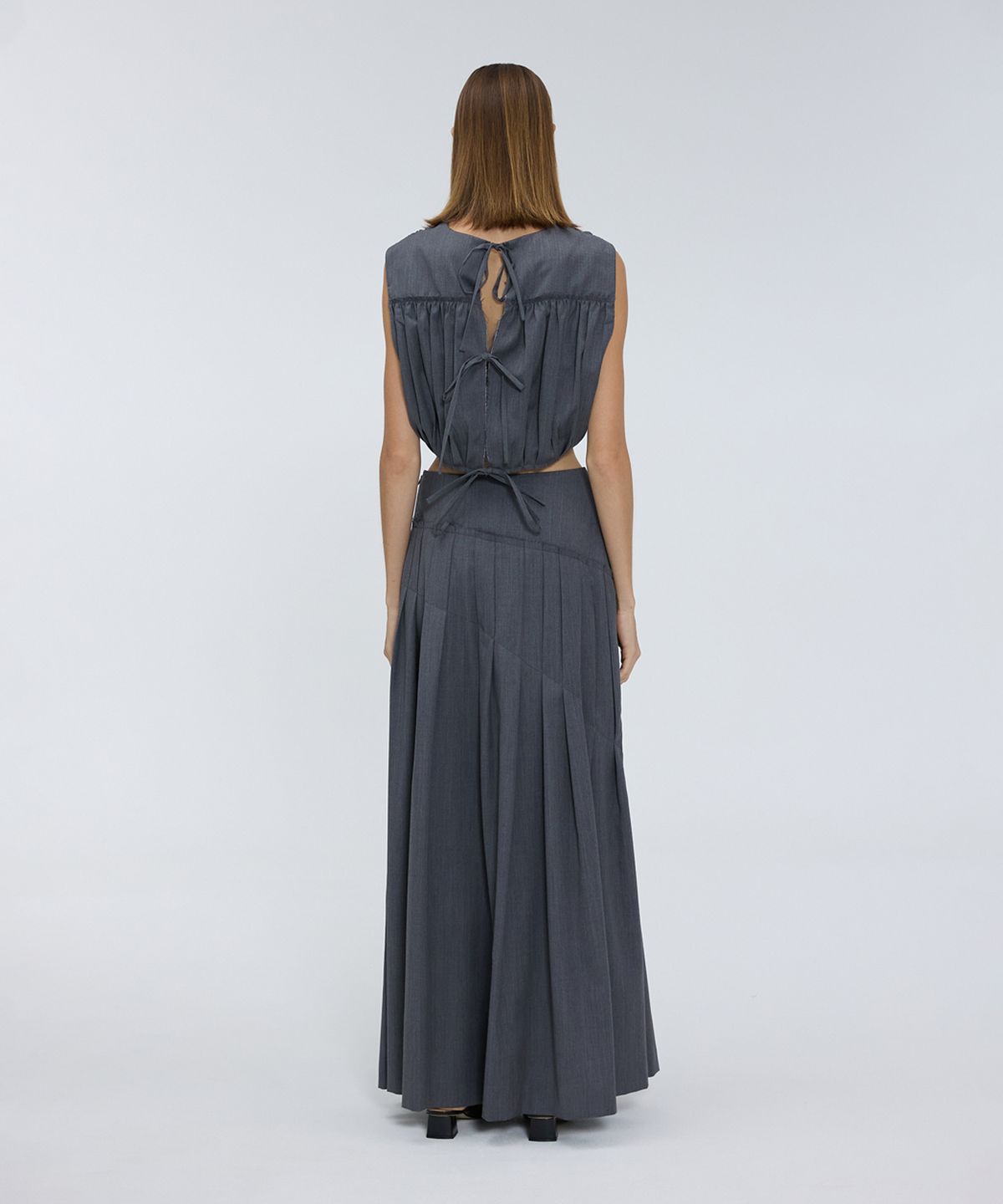 므아므(MMAM) Unbalanced Pleated Skirt