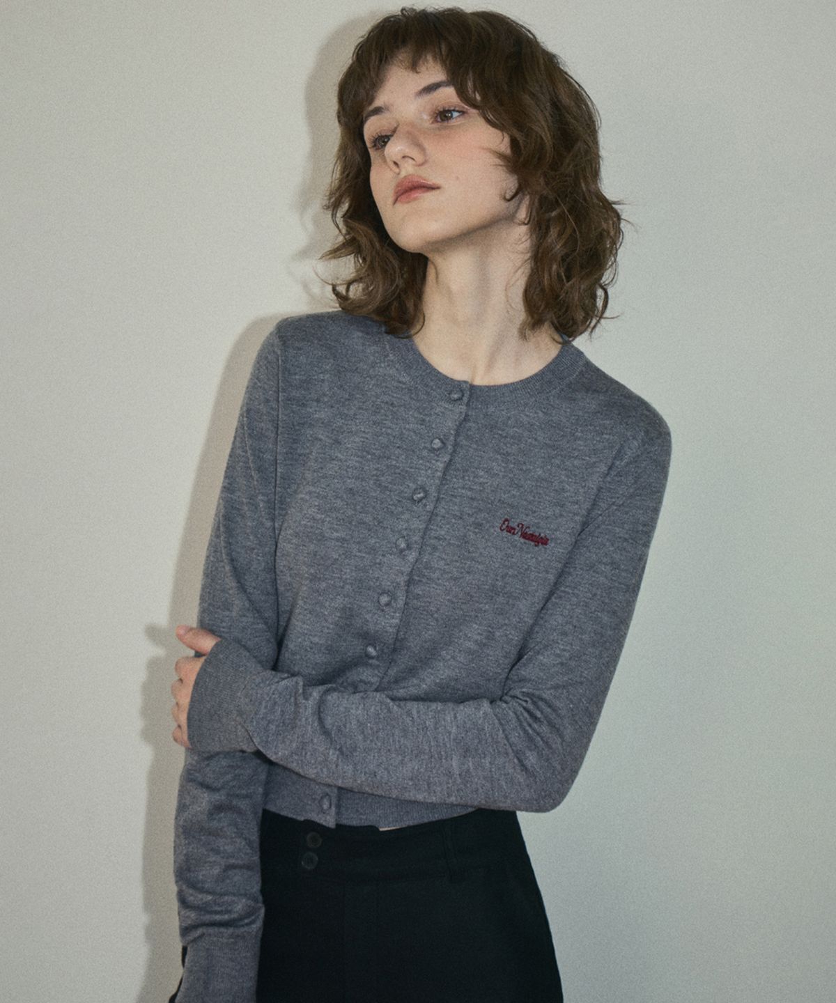 아우어노스텔지아(OURNOSTALGIA) Bean button round knit cardigan_Gray(OC25-KN05)