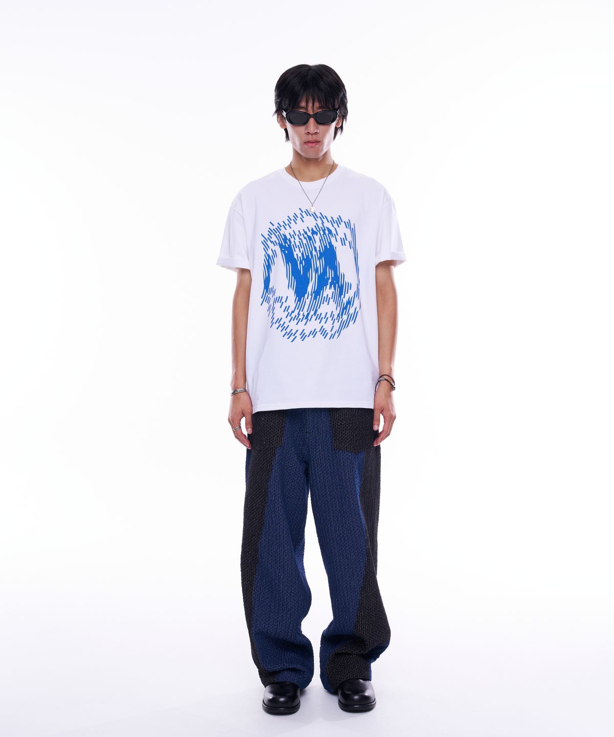 윤 애(YOON AE) Centrifuge Logo T-Shirt (White)