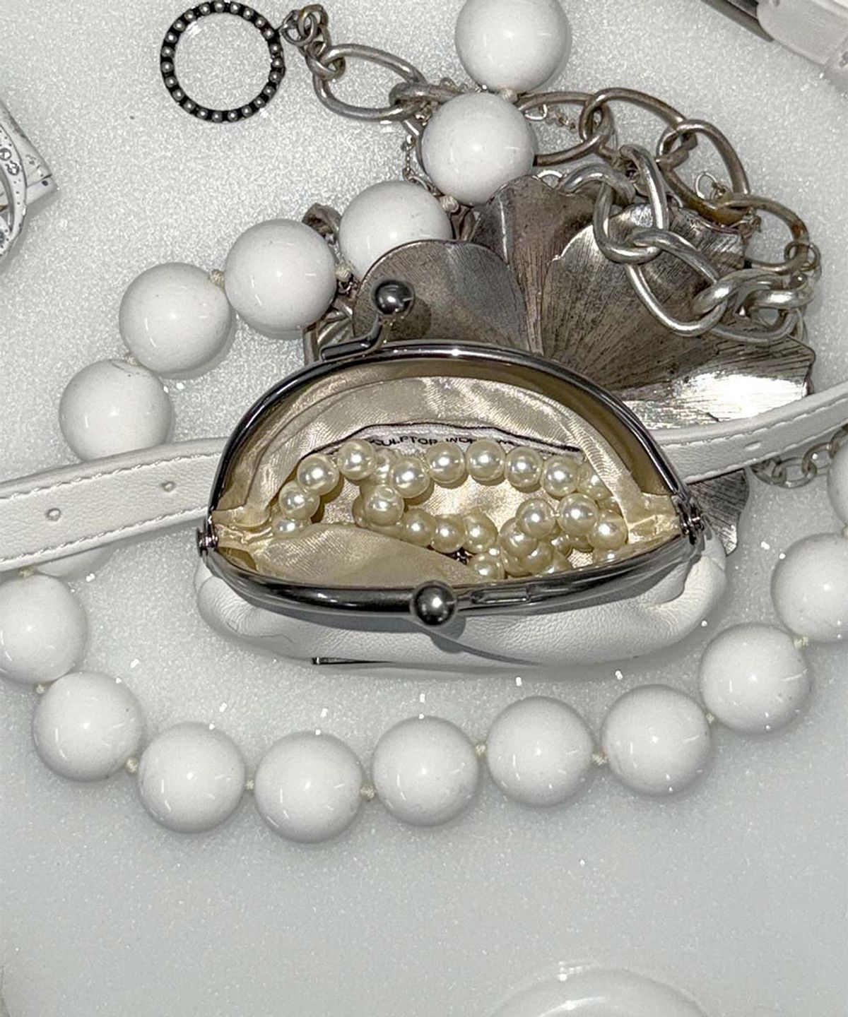 스컬프터(SCULPTOR) I Shell Coin Purse Matte White