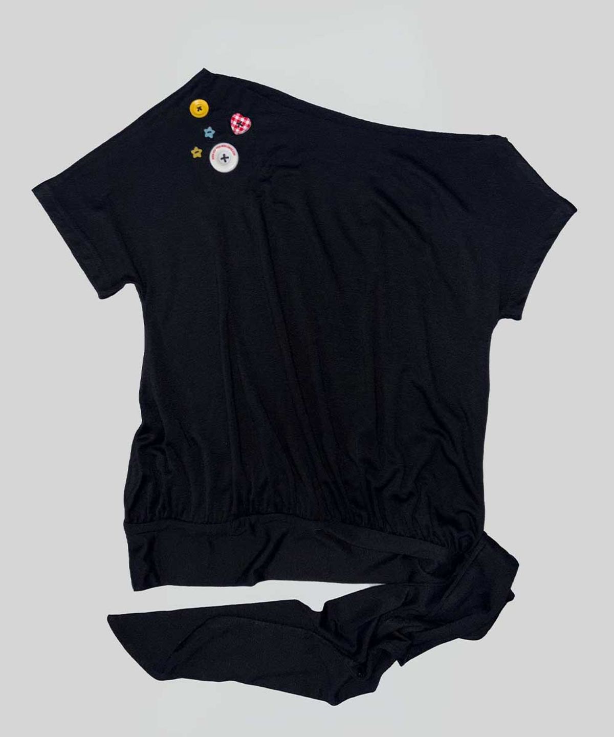 스컬프터(SCULPTOR) Off-Shoulder Button Tee Black