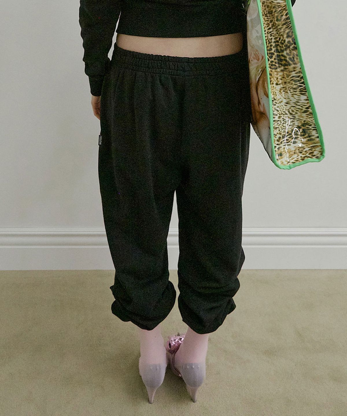스컬프터(SCULPTOR) Napoleon Stud Sweatpants Black
