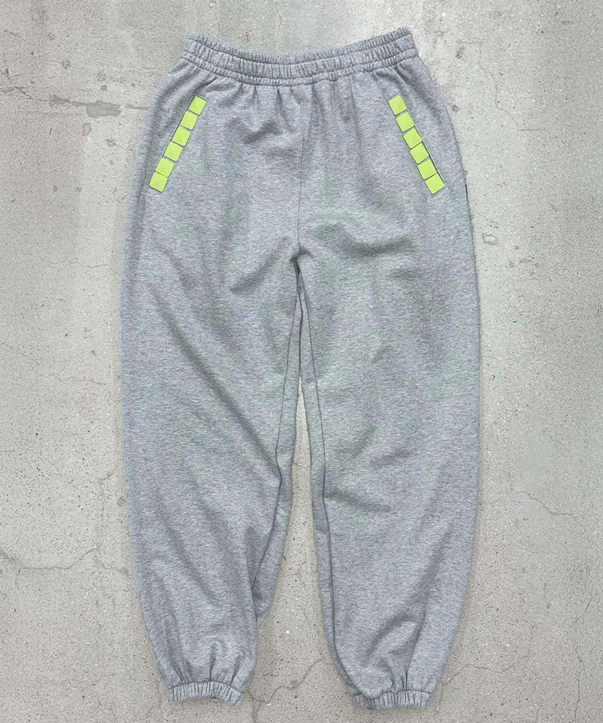 스컬프터(SCULPTOR) Napoleon Stud Sweatpants Melange Gray