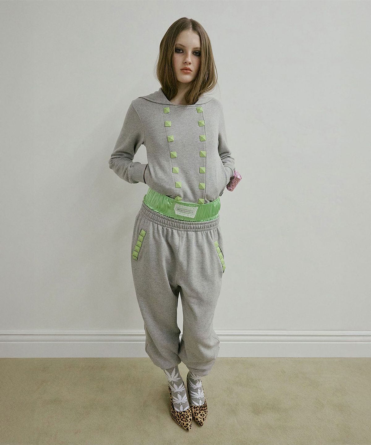 스컬프터(SCULPTOR) Napoleon Stud Hoodie Melange Gray