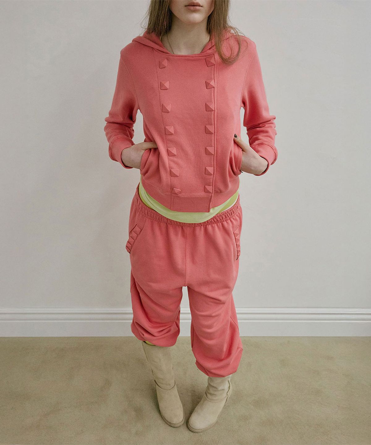 스컬프터(SCULPTOR) Napoleon Stud Hoodie Acid Pink