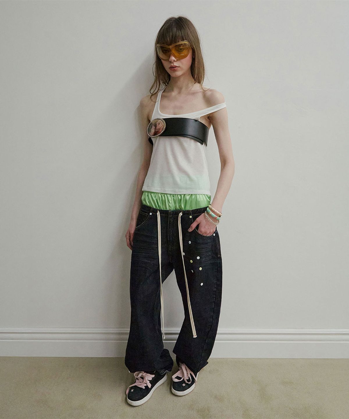 스컬프터(SCULPTOR) Pill Denim Pants Indigo Blue