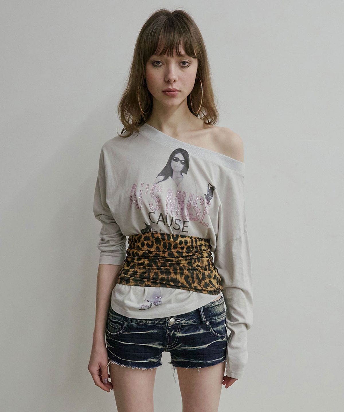스컬프터(SCULPTOR) Urban Muse Tee Pale Gray