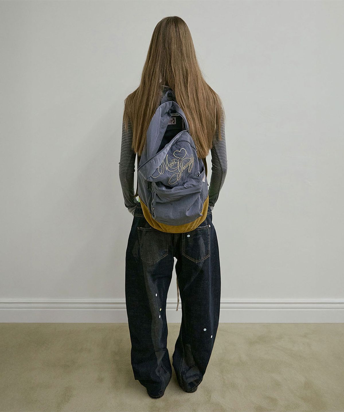스컬프터(SCULPTOR) Grumpy Girl Nylon Backpack Metallic Navy
