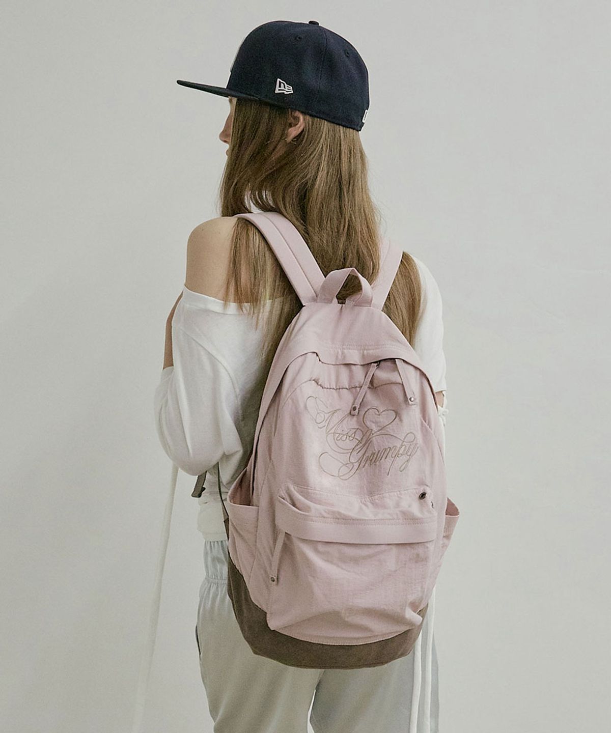 스컬프터(SCULPTOR) Grumpy Girl Nylon Backpack Matt Pink