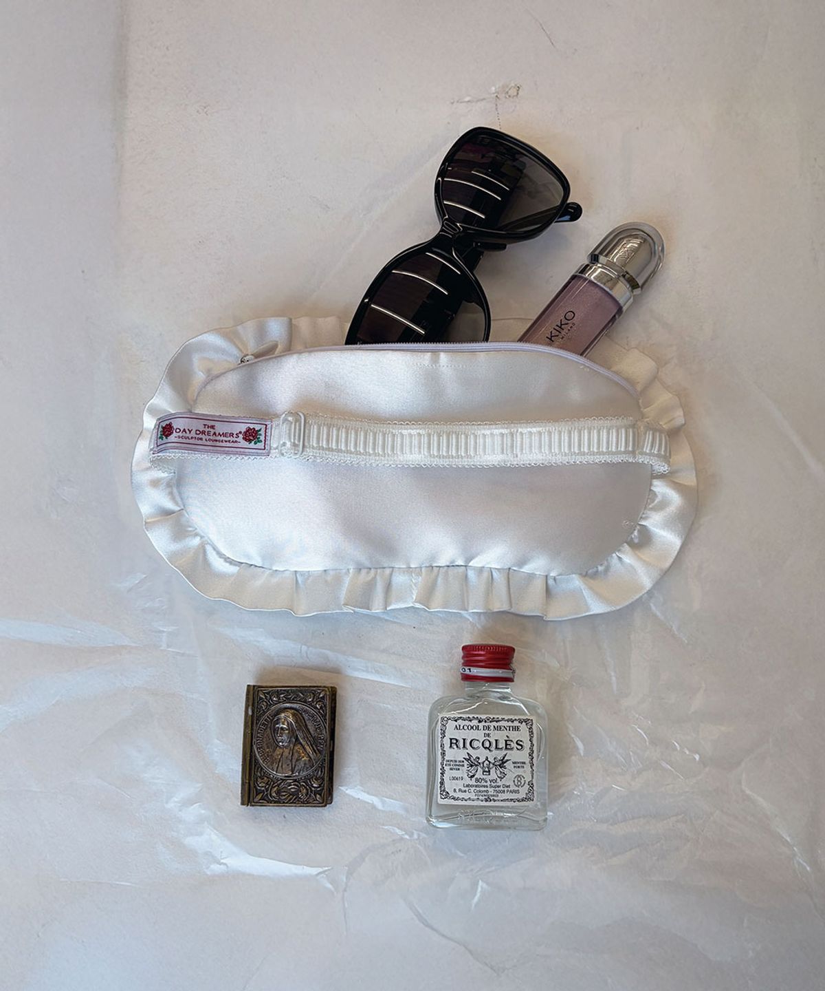 스컬프터(SCULPTOR) Passenger Eye Mask Pouch White(Princess)