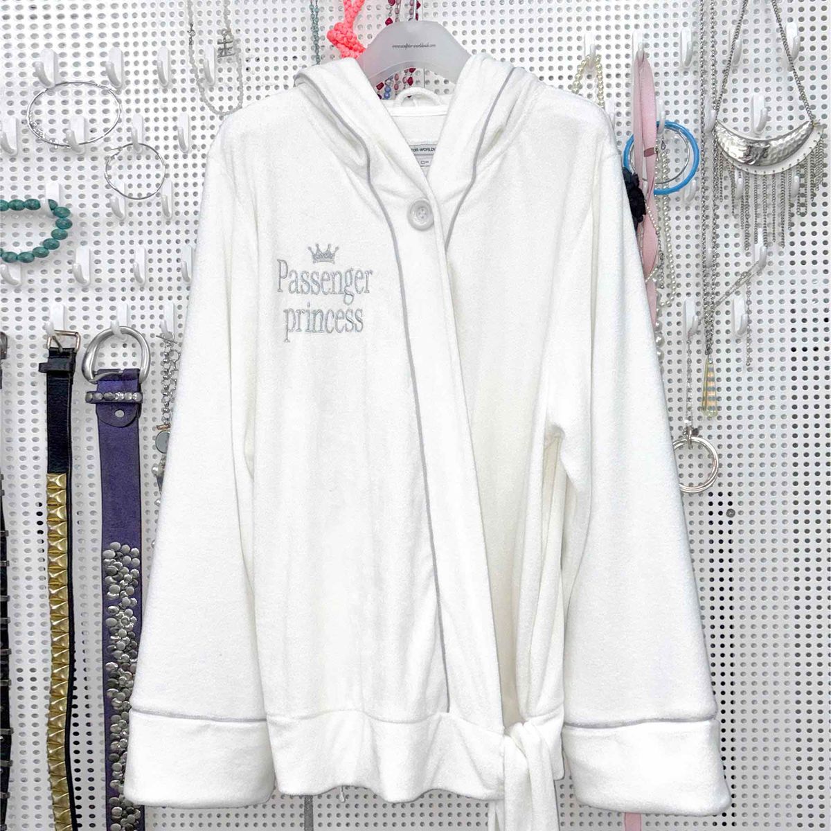 스컬프터(SCULPTOR) Bath Robe Hoodie White(Princess)