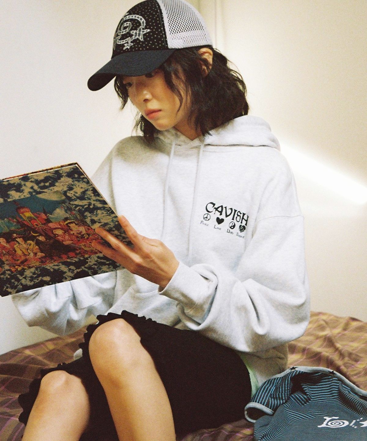 카비시(CAVISH) PLUR HOODIE LIGHT GREY(BLACK)(CV2BFUM402A)
