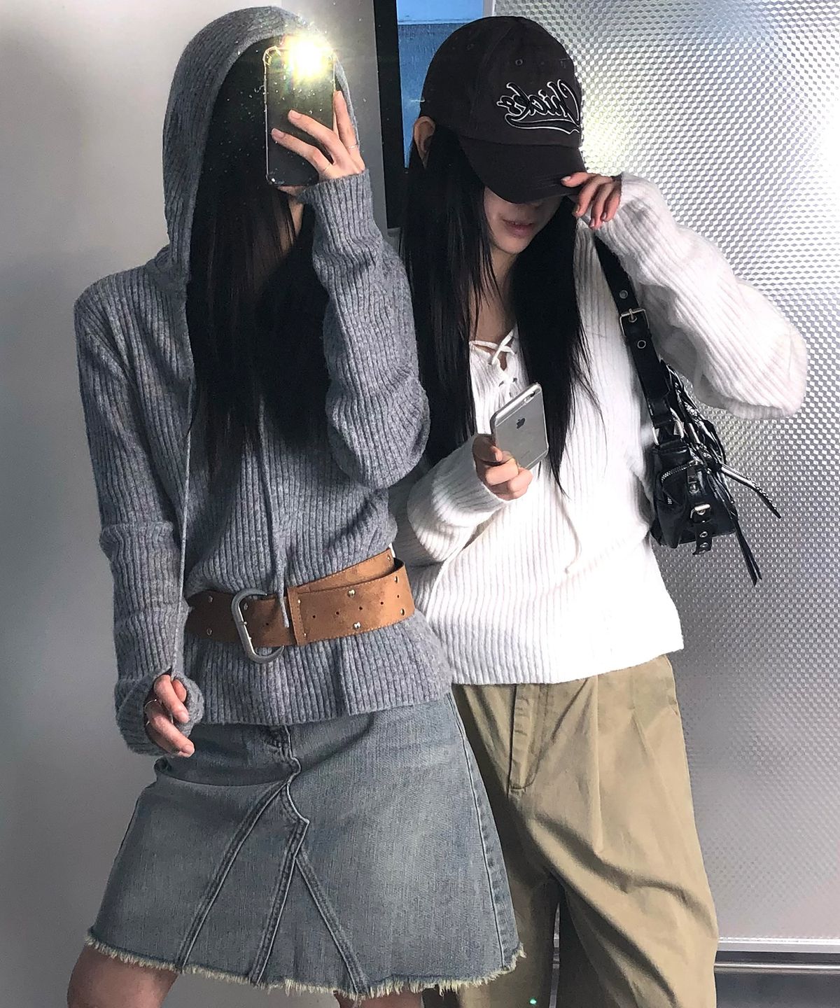 칙스(CHICKS) 테일자수 볼캡 차콜