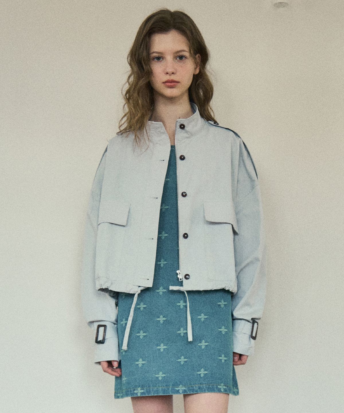 아우어노스텔지아(OURNOSTALGIA) Buckle short trench Jacket_Light gray(OC25-OT03)