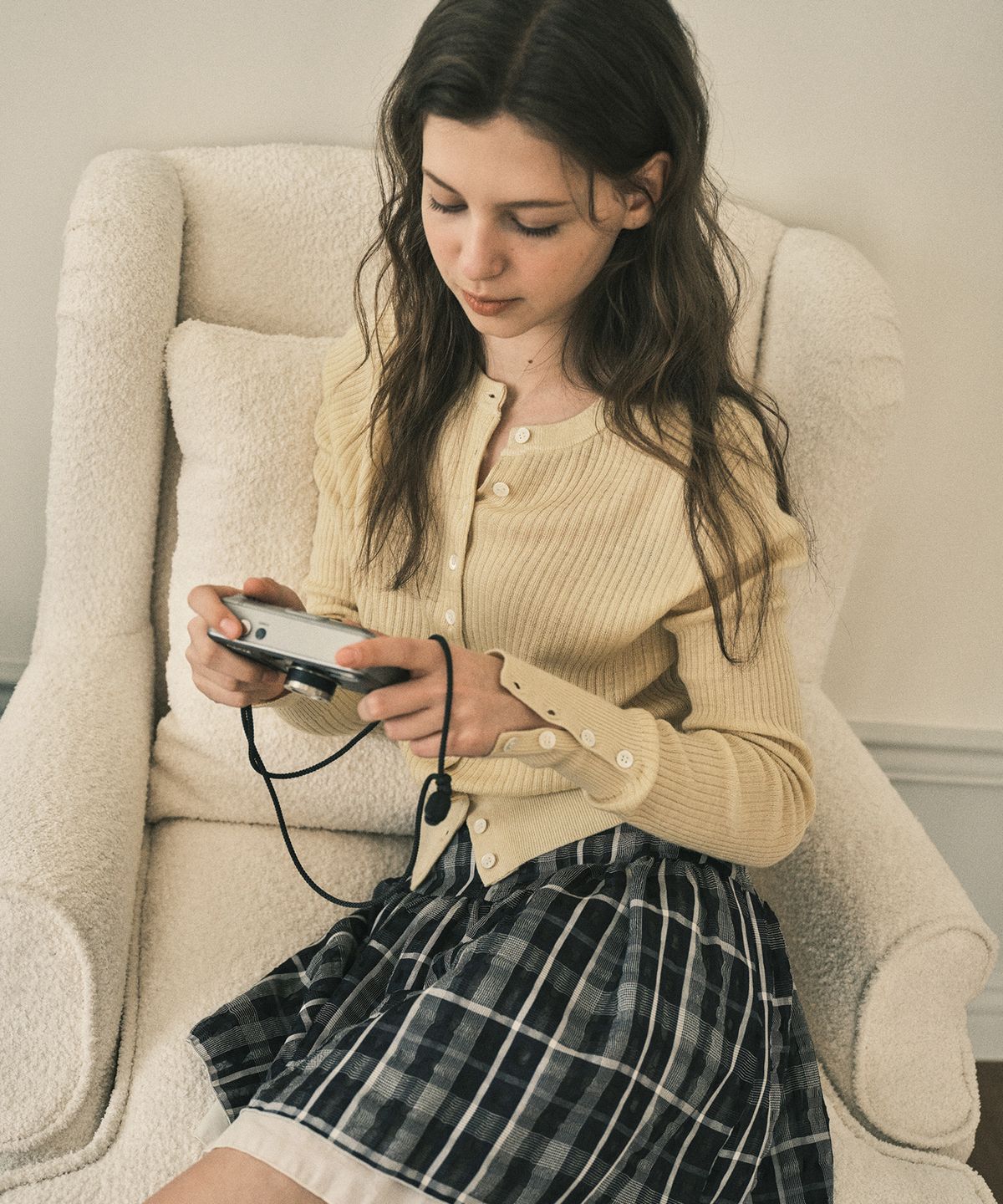 아우어노스텔지아(OURNOSTALGIA) Cuffs wool button cardigan_Butter yellow(OC25-KN03)